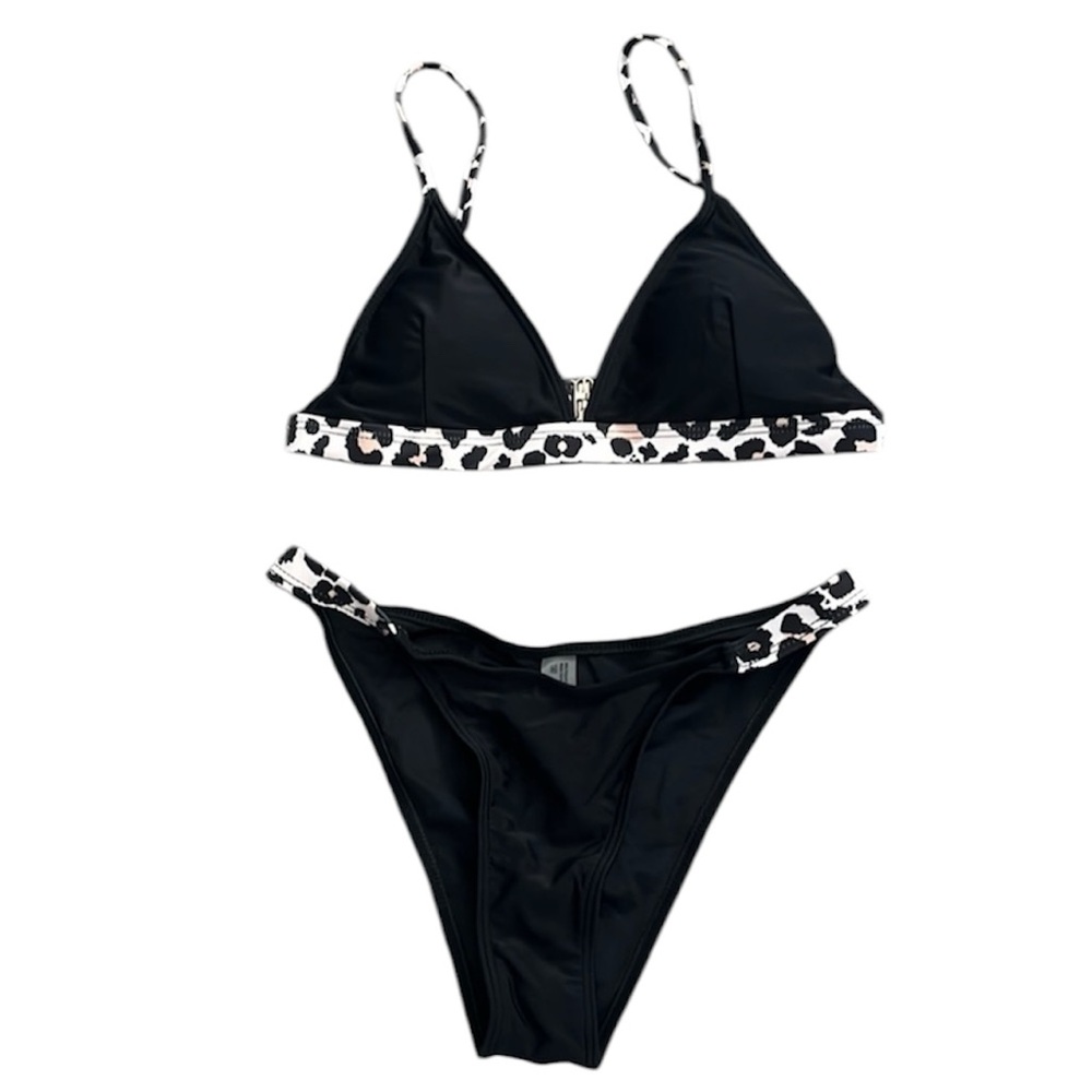 SHEIN | NWOT Banded Triangle Bikini with Leopard Print Trim
